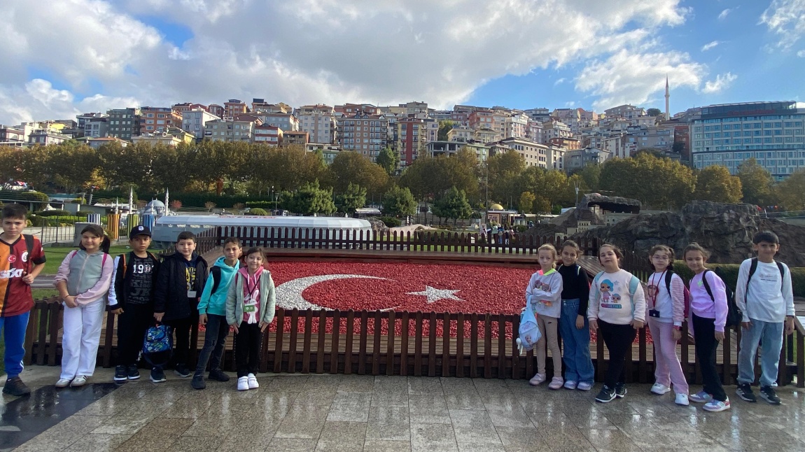 MİNİATÜRK VE KOÇ MÜZESİ GEZİMİZDEN KARELER.